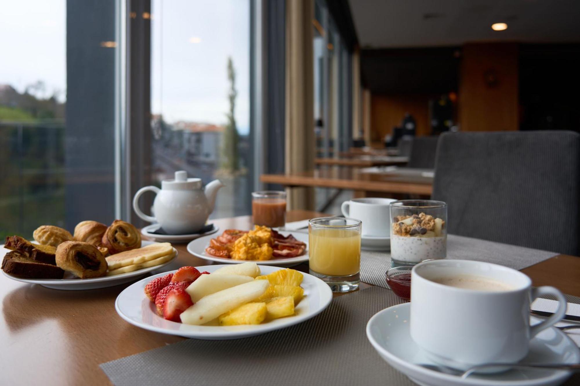 Hotel Versatile غوآردا المظهر الخارجي الصورة