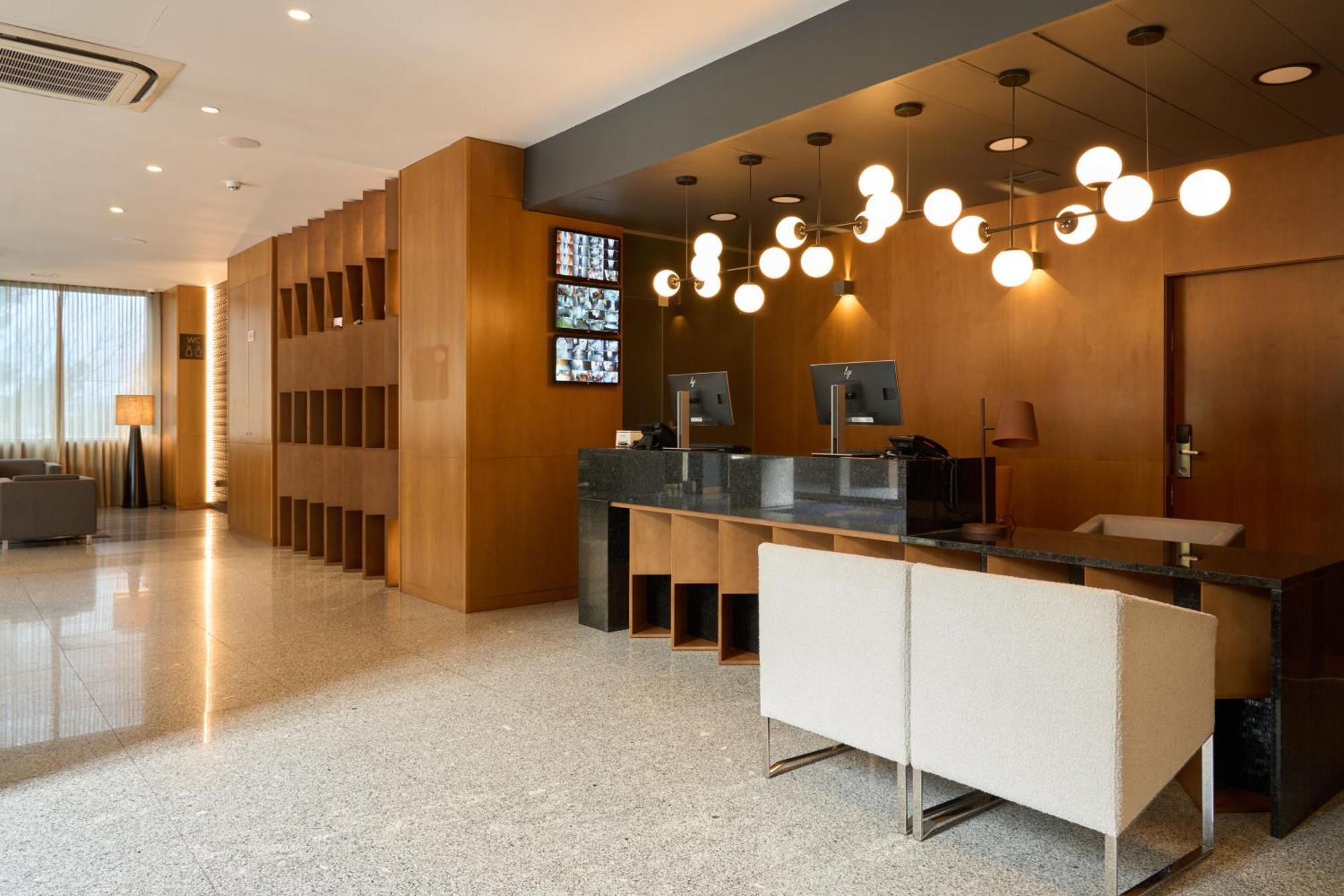 Hotel Versatile غوآردا المظهر الخارجي الصورة